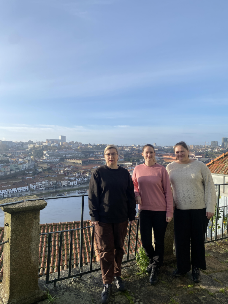 Elva Gümnaasiumi õpetajad Kersti, Marta ja Lenel Portos. Foto: Lenel Varres.